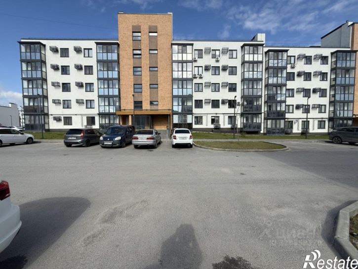 1-комн квартира ул им. гвардии красноармейца Химина, 10б,  д. 10б