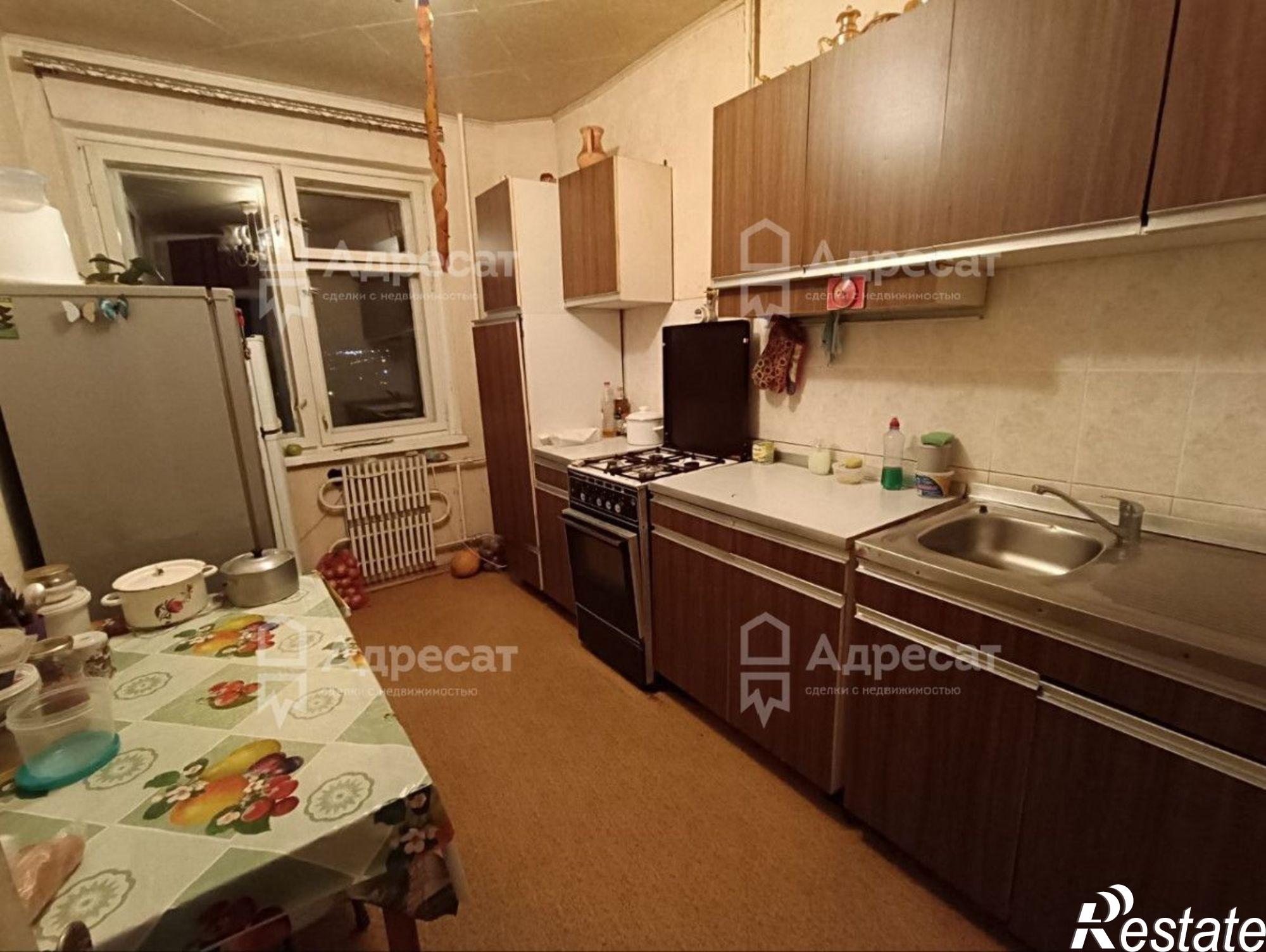 Сдать комнату за 10 000 рублей на ул. Сухова,  д.17
