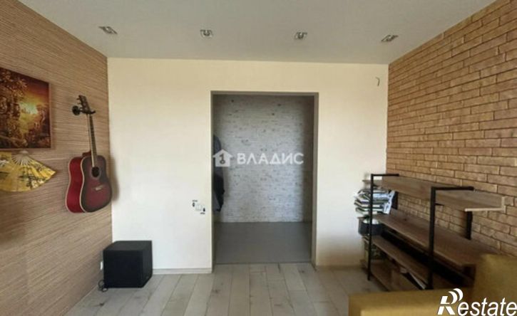 4-комн квартира б-р 30-летия Победы, 17а,  д. 17а