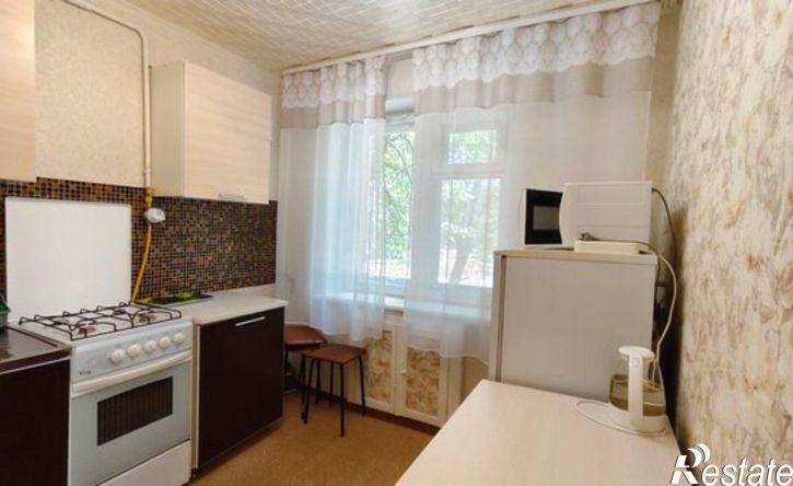 1-комн квартира Волгоград, Российская улица, 2
