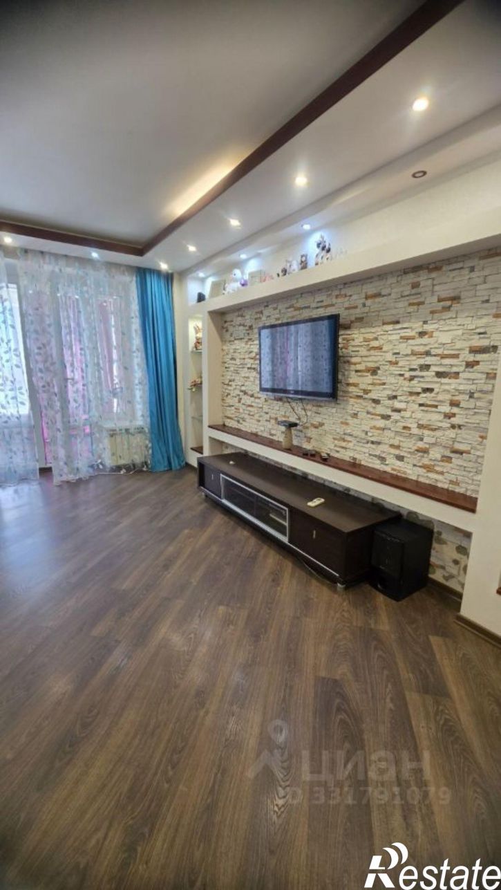 3-комн квартира ул Авиаторская, 1б,  д. 1б