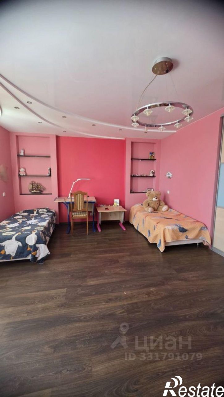 3-комн квартира ул Авиаторская, 1б,  д. 1б