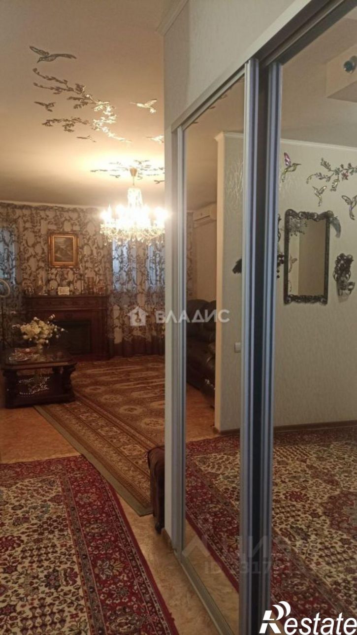 4-комн квартира ул им. маршала Еременко, 108,  д. 108