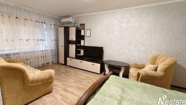 1-комн квартира ул Российская, 2,  д. 2