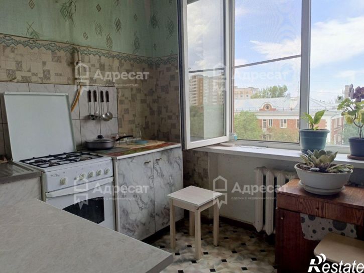 Комната ул. Хользунова,  д.11