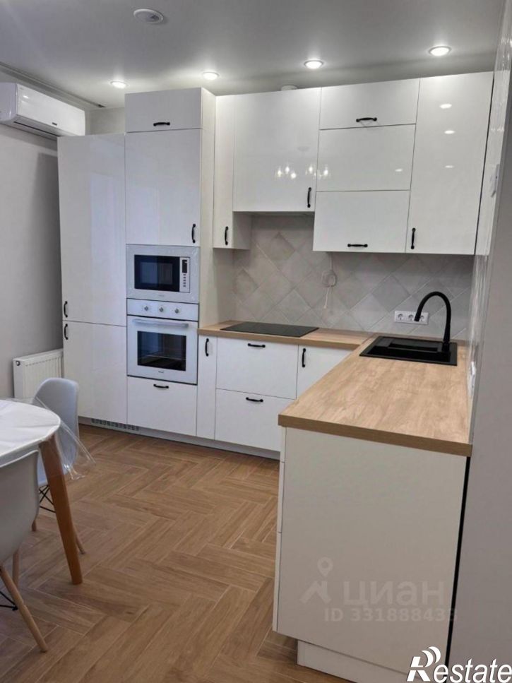 2-комн квартира ул им. И.В. Морозова, 6а,  д. 6а