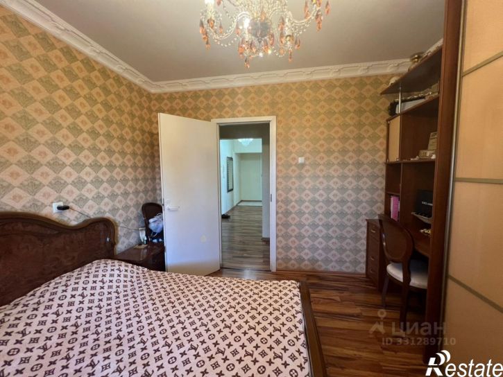 3-комн квартира ул им. Хользунова, 36/4,  д. 36/4