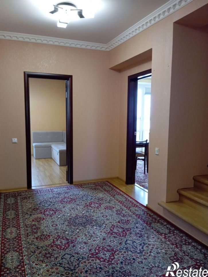2-комн квартира ул Авиаторская, 1б,  д. 1б