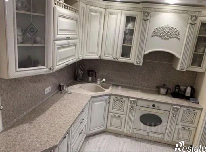 3-комн квартира ул им. Покрышкина, 6,  д. 6