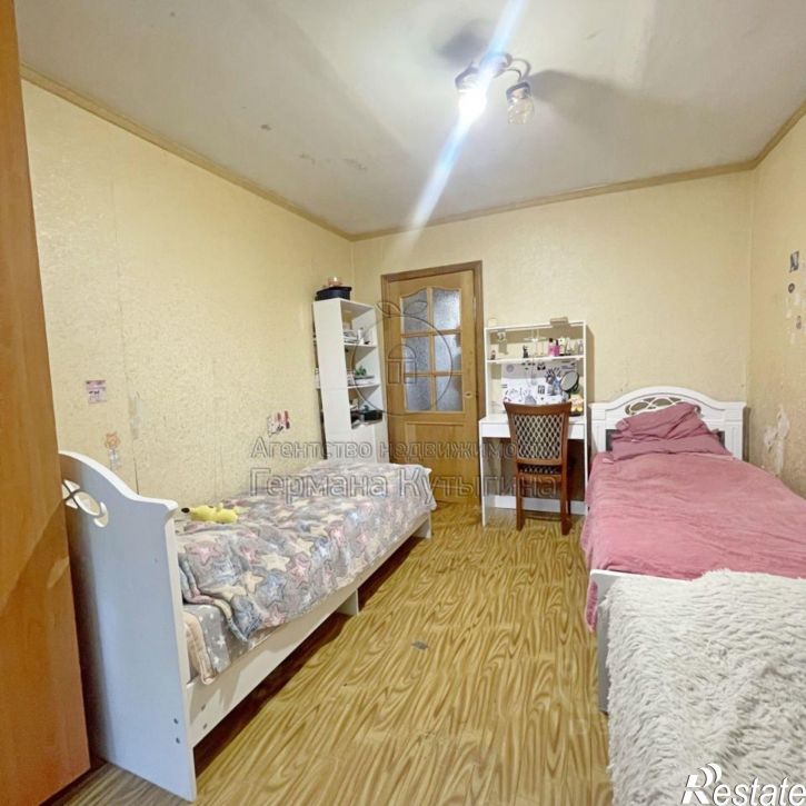 2-комн квартира ул Качинцев, 122,  д. 122
