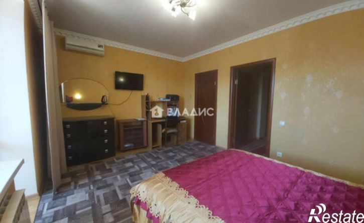 2-комн квартира ул Авиаторская, 1б,  д. 1б