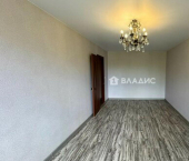 2-комн, 42кв м, этаж 2/2 ул им. Луконина, 3