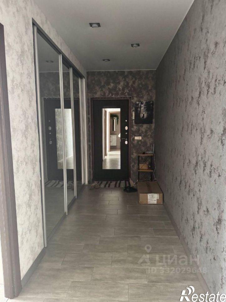 2-комн квартира ул им. Покрышкина, 3,  д. 3