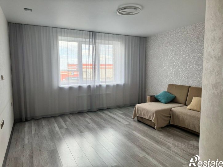 2-комн квартира ул им. Покрышкина, 3,  д. 3