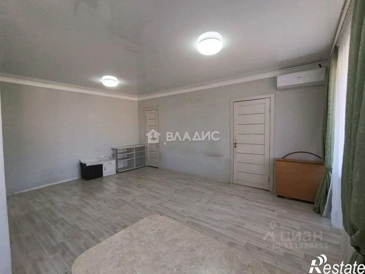 2-комн квартира ул Бакинская, 1,  д. 1