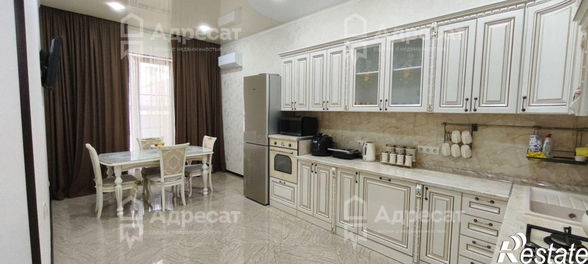 Купить дачу, дом, коттедж за 24 800 000 рублей на ул. Быстрова