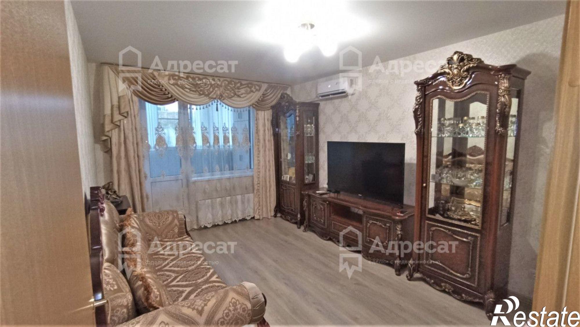 Купить квартиру за 4 850 000 рублей на ул. Комарова,  д.76