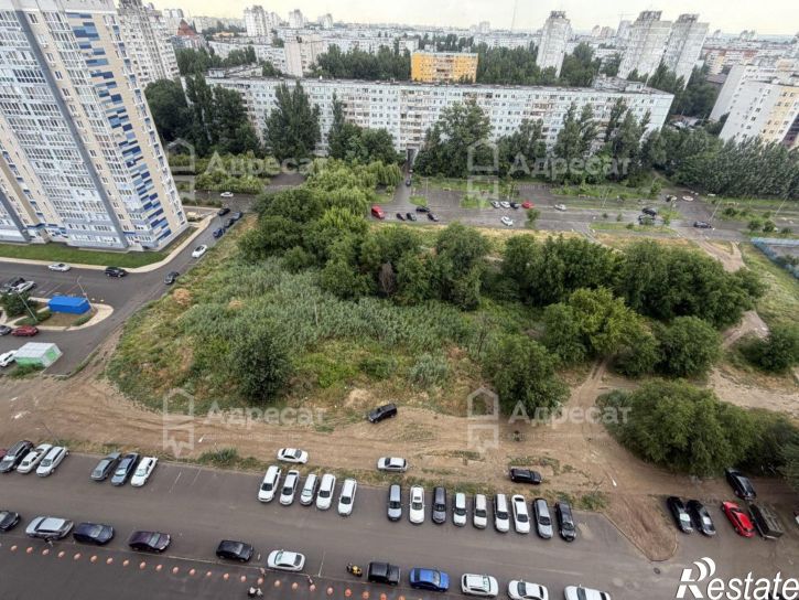 2-комн квартира Бульвар 30-летия Победы,  д.42