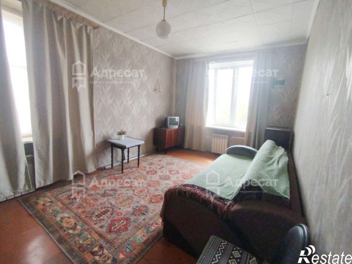 4-комн квартира ул. 40 лет ВЛКСМ,  д.8