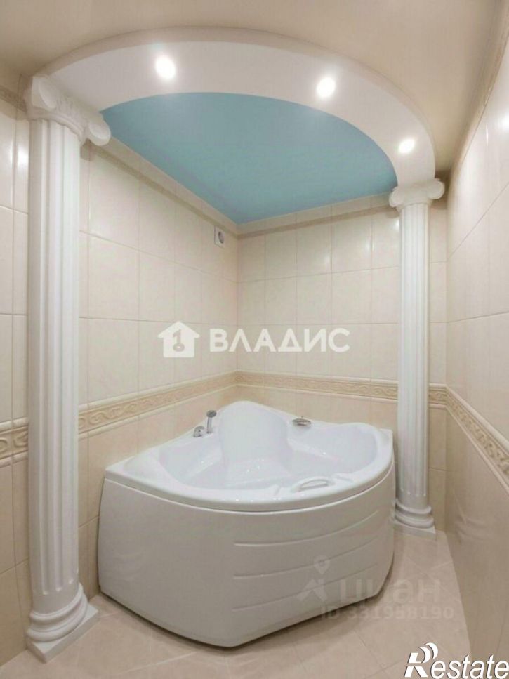 2-комн квартира ул Авиаторская, 1б,  д. 1б