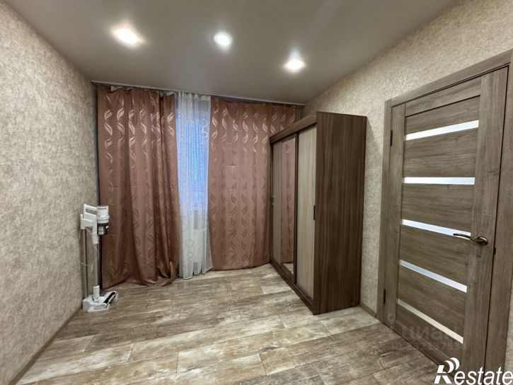 2-комн квартира ул им. Гаря Хохолова, 1,  д. 1