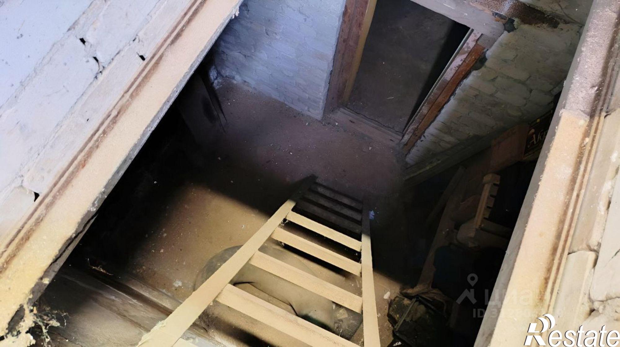 Купить гараж, место в паркинге за 320 004 рублей на Хрустальная улица, 103А