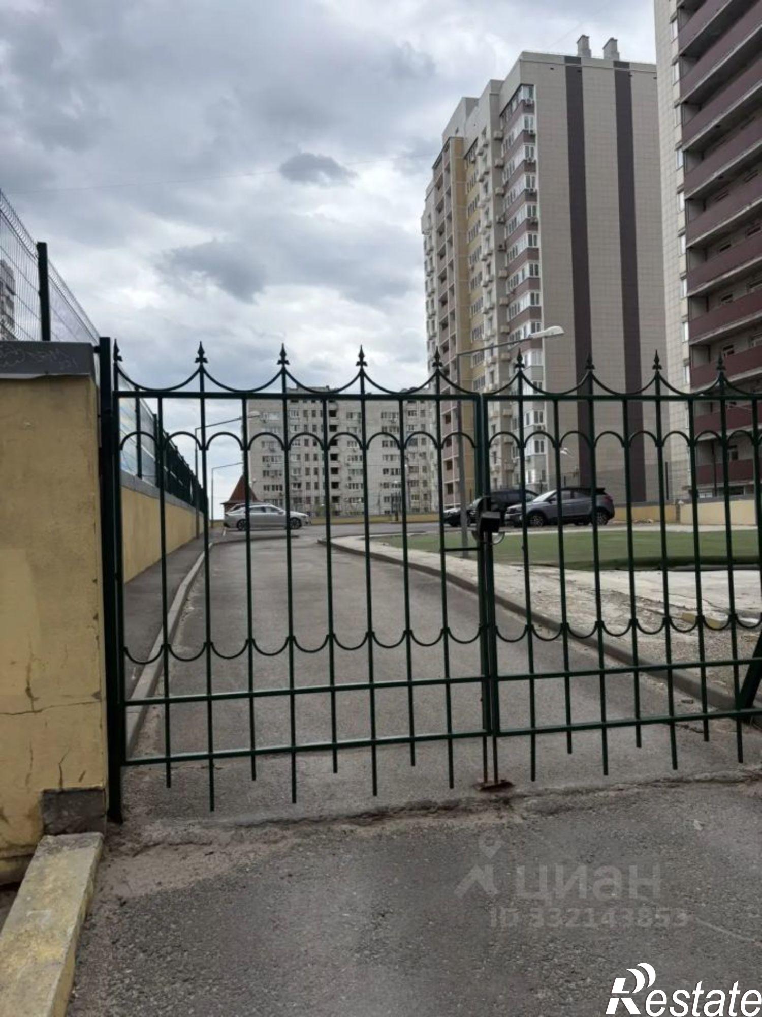 Купить гараж, место в паркинге за 929 798 рублей на ул Кронштадтская, 78