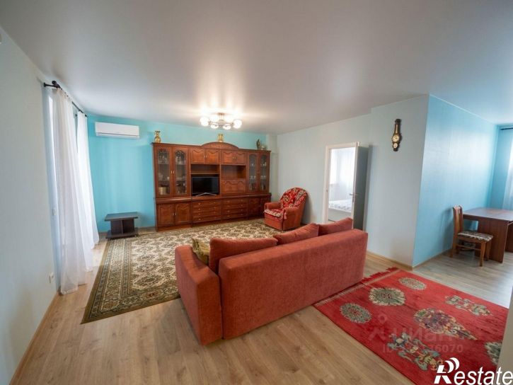 3-комн квартира ул 51-й Гвардейской, 30,  д. 30