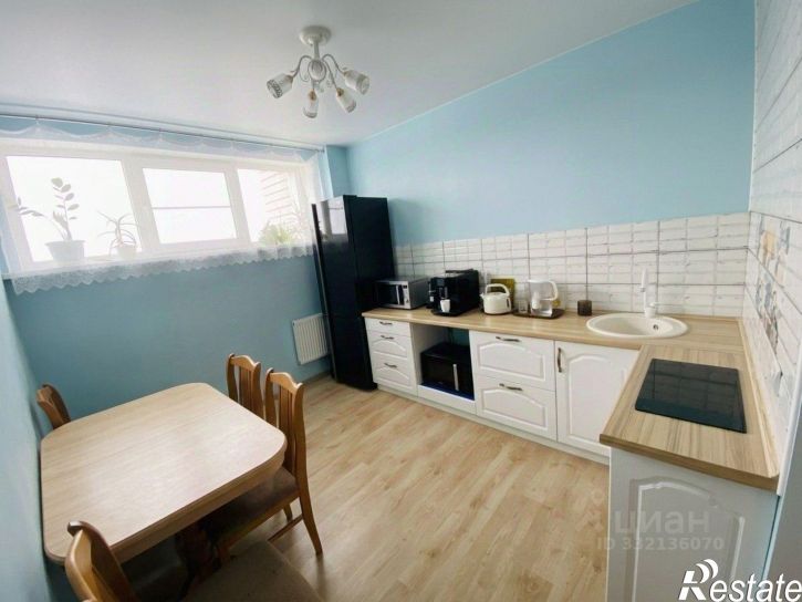 3-комн квартира ул 51-й Гвардейской, 30,  д. 30