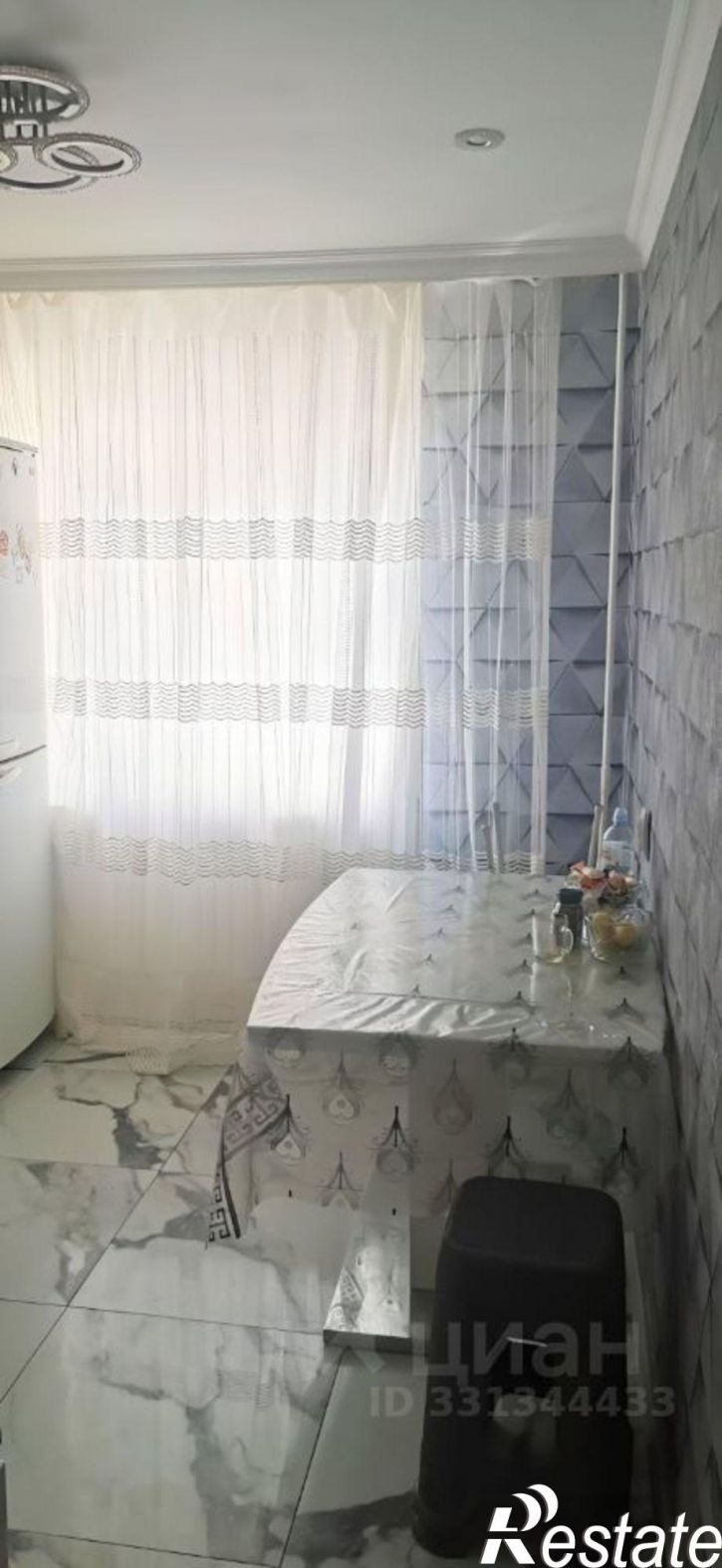 4-комн квартира ул им. Гейне, 17а,  д. 17а