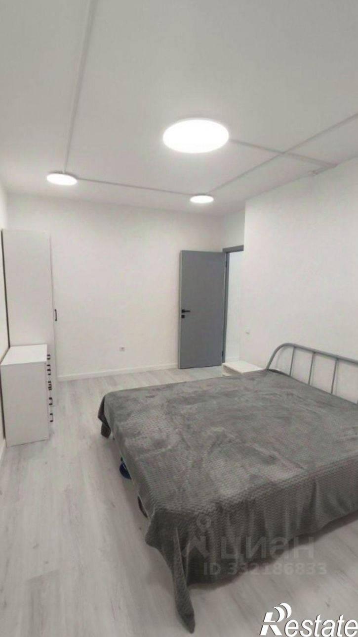 2-комн квартира б-р 30-летия Победы, 50,  д. 50