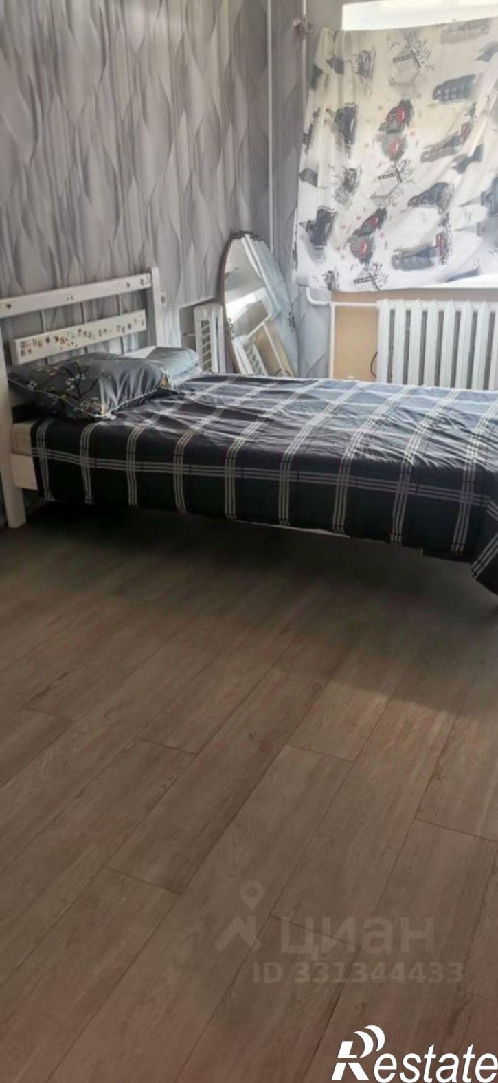 4-комн квартира ул им. Гейне, 17а,  д. 17а