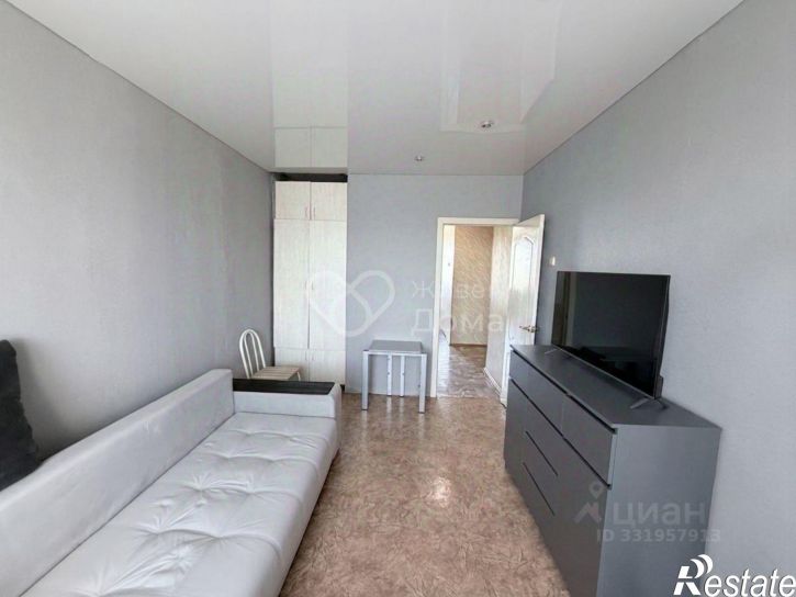 2-комн квартира ул Космонавтов, 37,  д. 37