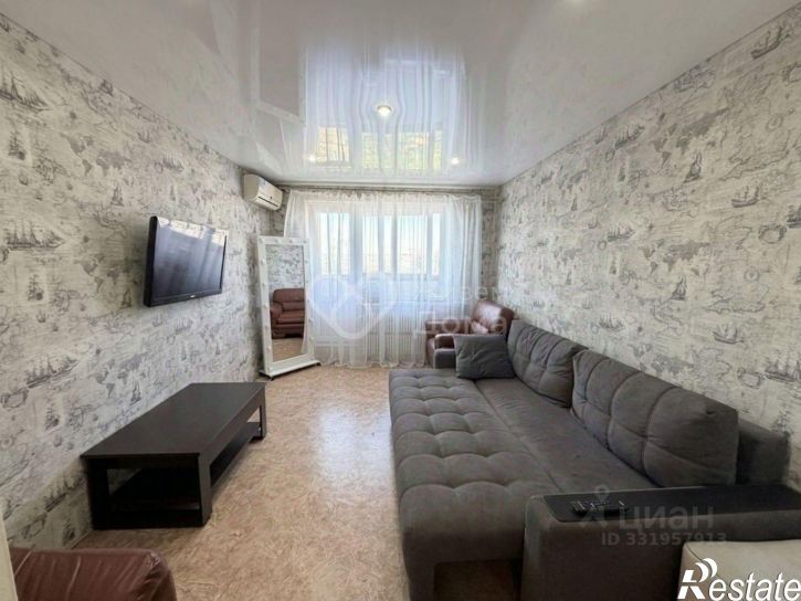 2-комн квартира ул Космонавтов, 37,  д. 37