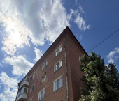 2-комн, 55кв м, этаж 2/5 ул им. Германа Титова, 22