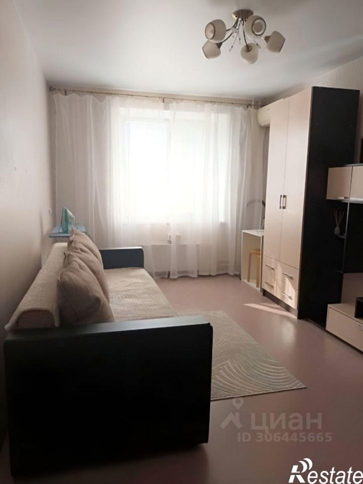 1-комн квартира ул им. академика Комарова, 80,  д. 80