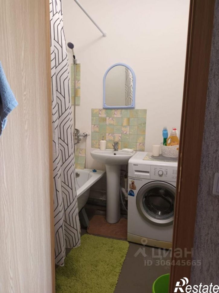 1-комн квартира ул им. академика Комарова, 80,  д. 80