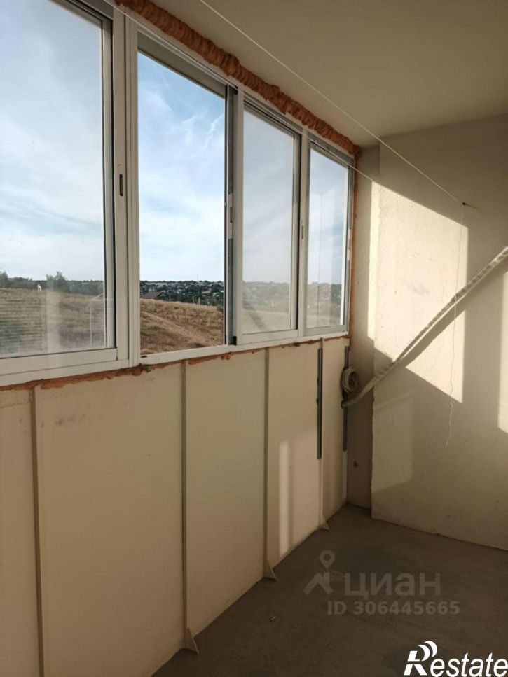 1-комн квартира ул им. академика Комарова, 80,  д. 80