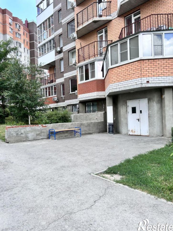 2-комн квартира улица 70-летия Победы, 3,  д. 3