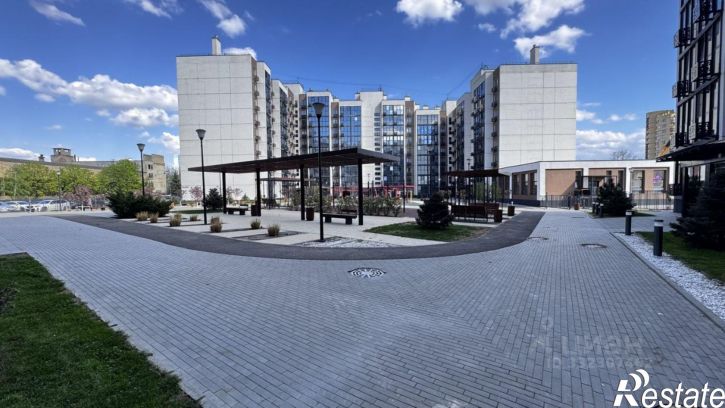 2-комн квартира ул им. Глазкова, 14б,  д. 14б