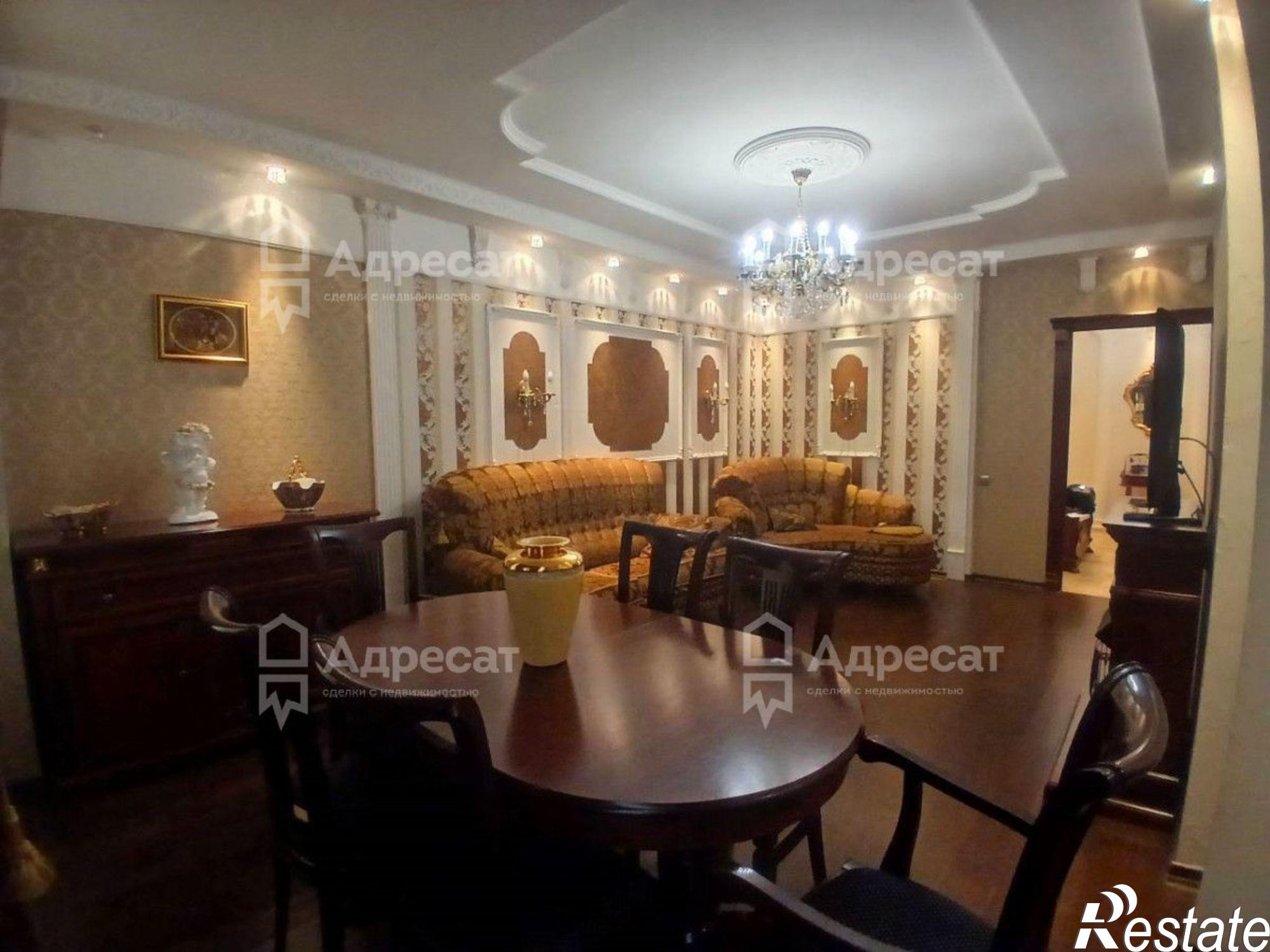 Купить квартиру за 16 300 000 рублей на ул. Донецкая,  д.14