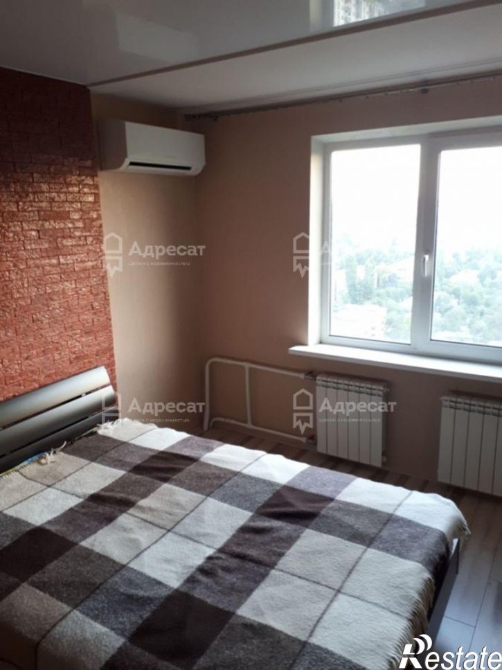 5-комн квартира ул. Хользунова,  д.18/1