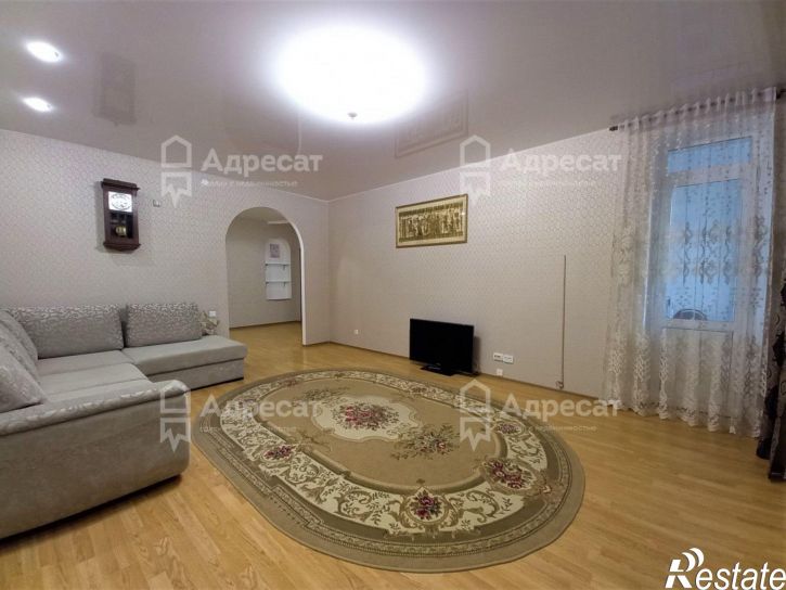 3-комн квартира ул. Космонавтов,  д.19