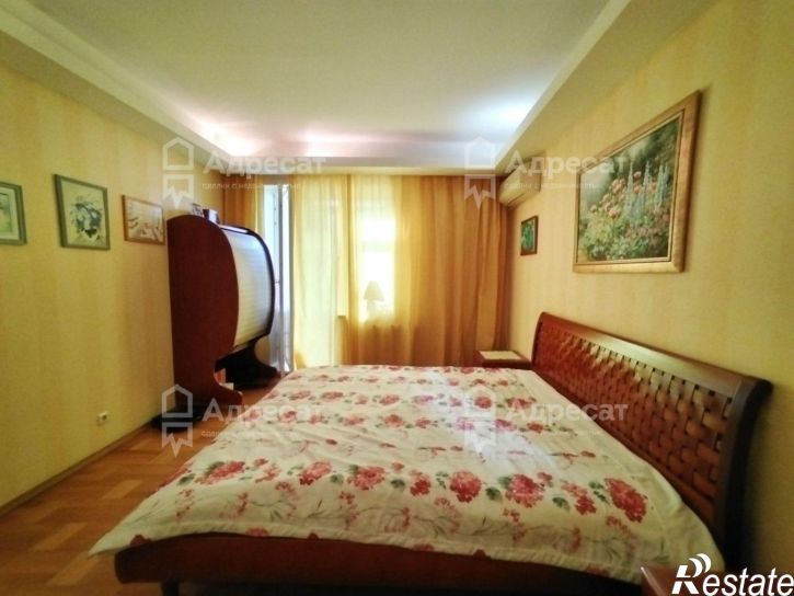 3-комн квартира ул. Ярославская,  д.10