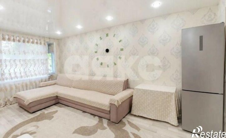 3-комн квартира ул Колпинская, 18,  д. 18