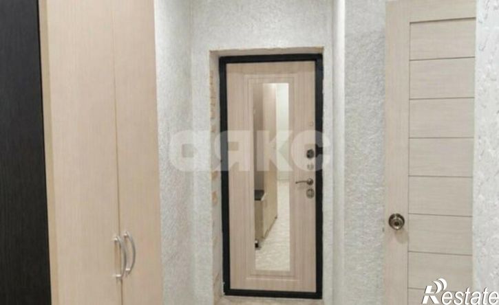 3-комн квартира ул Колпинская, 18,  д. 18