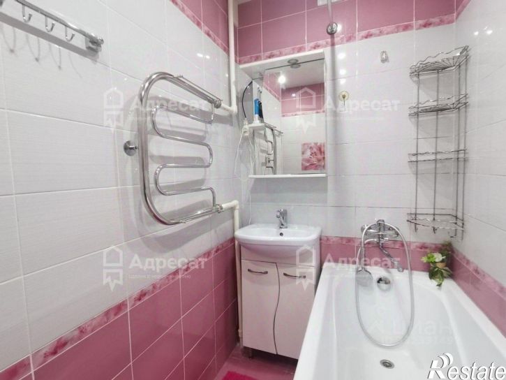 3-комн квартира ул Гороховцев, 2,  д. 2