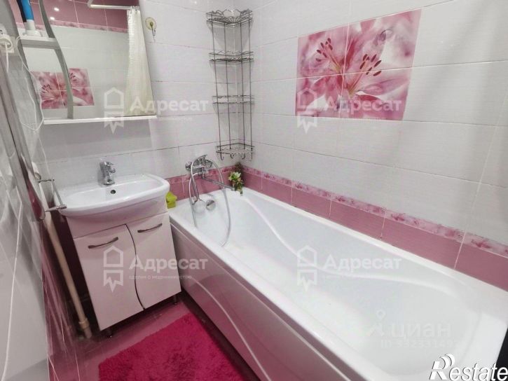3-комн квартира ул Гороховцев, 2,  д. 2