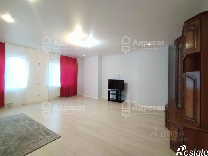 3-комн квартира б-р 30-летия Победы, 19б,  д. 19б