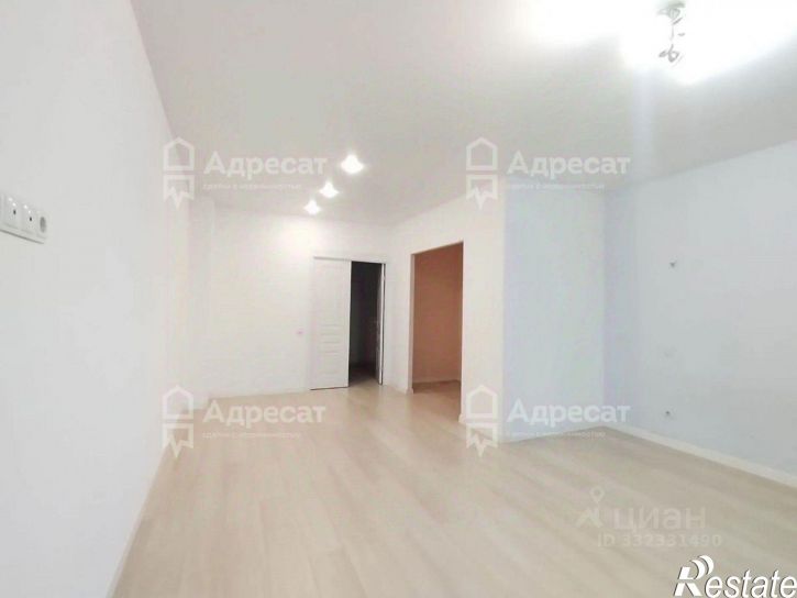 3-комн квартира б-р 30-летия Победы, 19б,  д. 19б